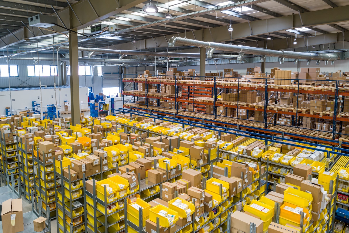 Modern Warehouse Operations